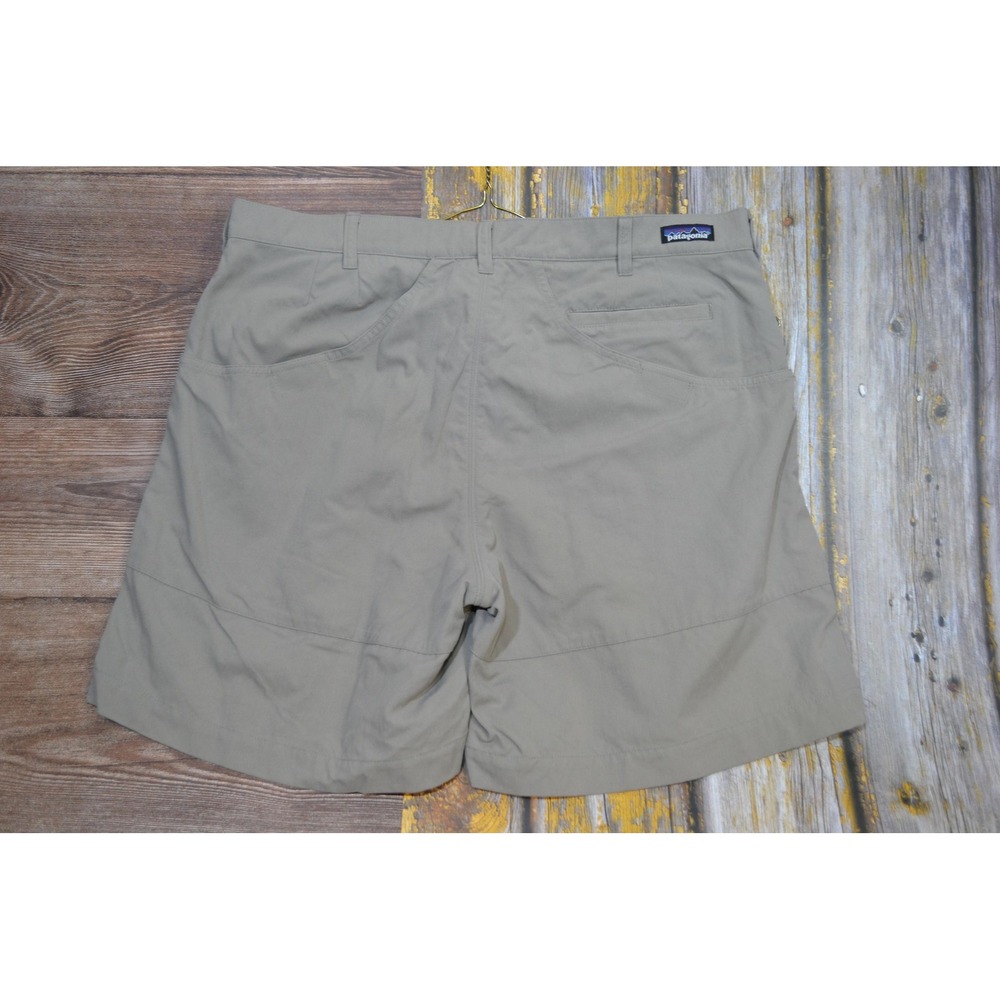 VTG Patagonia Shorts Mens 40 Beige Nylon Chino Hiking Outdoor Travel 8" Inseam